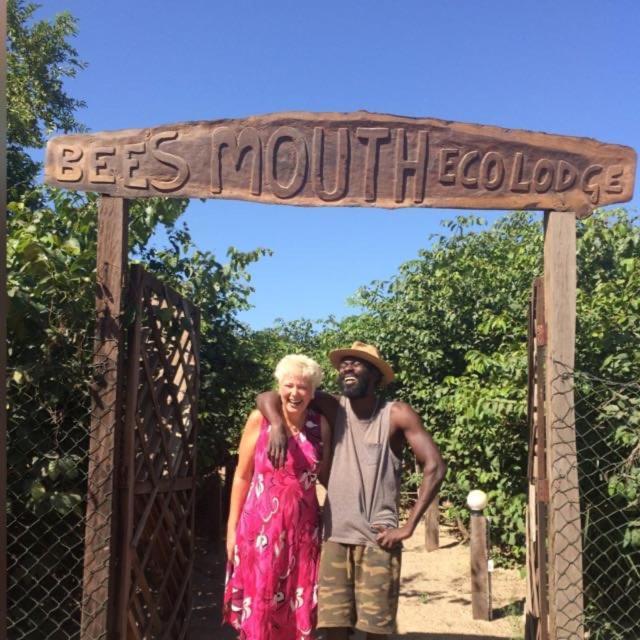 Bees Mouth Gambia Hotel Sanyang Exterior foto